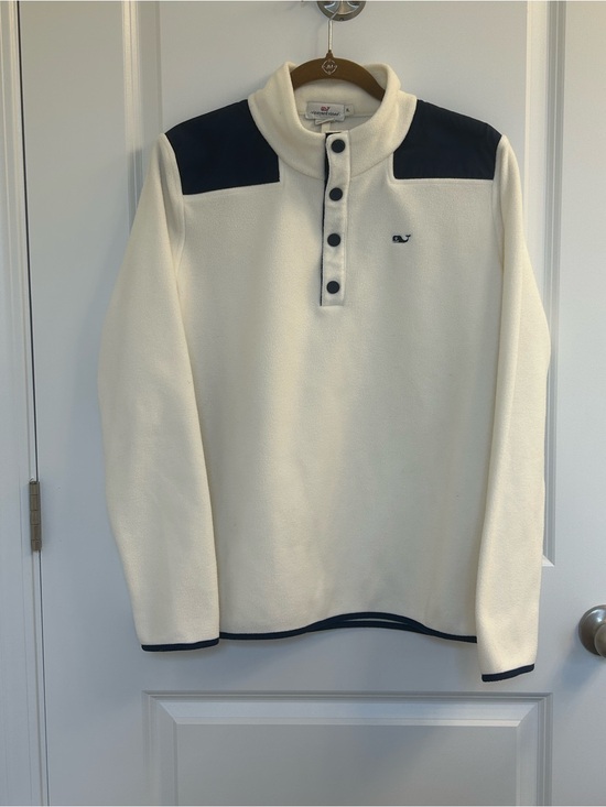 Vineyard Vines Tops - Vineyard Vines Cream Fleece Crewneck with Navy Accents